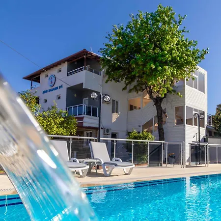 Hotel Sirin Baba *
