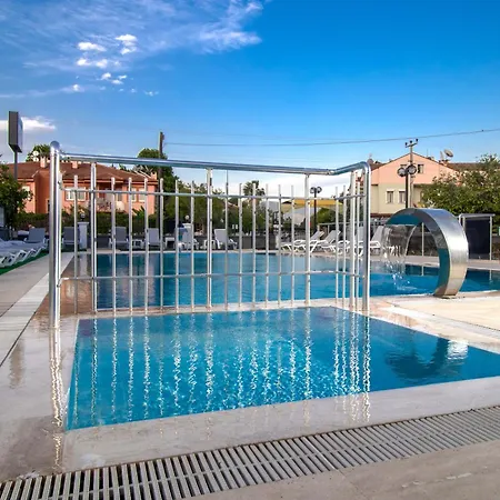 Sirin Baba Hotel